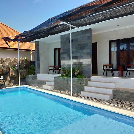 Blue House Uluwatu Hotel Buitenkant foto