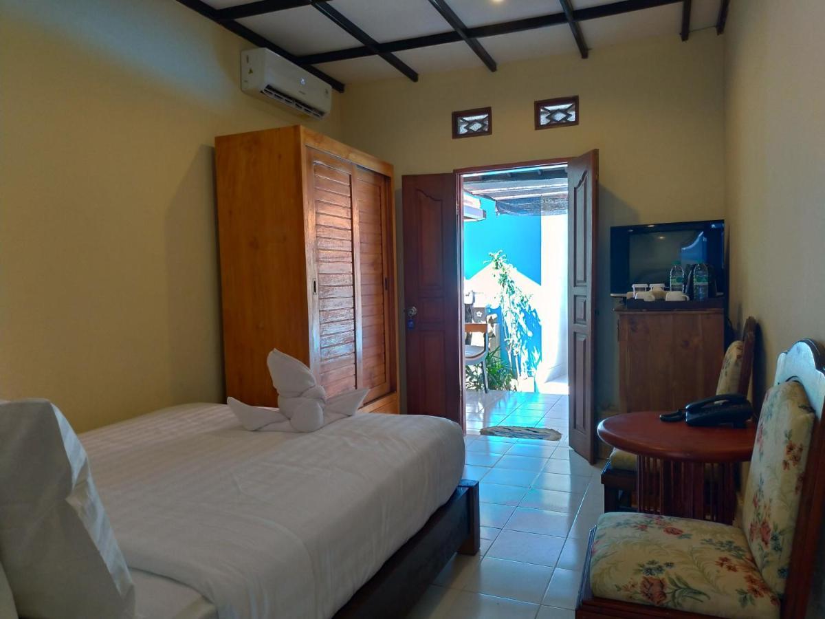 Blue House Uluwatu Hotel Buitenkant foto